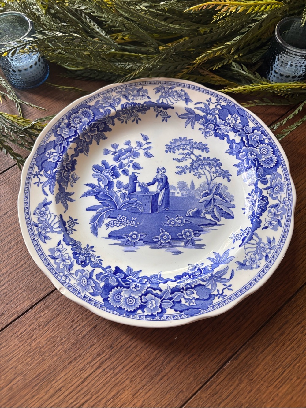 Spode Blue Room Collection ‘Girl At Well’ Plate